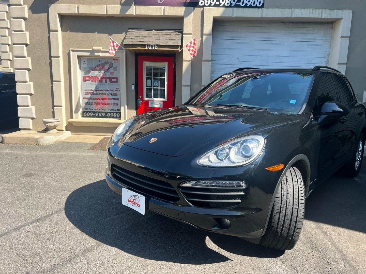 2014 BLACK /Black Leather Porsche Cayenne s (WP1AB2A20EL) with an 4.8L V8 DOHC 32V engine, 8 Speed Automatic transmission, located at 1018 Brunswick Ave, Trenton, NJ, 08638, (609) 989-0900, 40.240086, -74.748085 - This Porsche Cayenne is a super clean,well maintained black beauty! Always serviced and needs nothing. Please call Anthony to set up an appt. 609-273-5100 - Photo#6